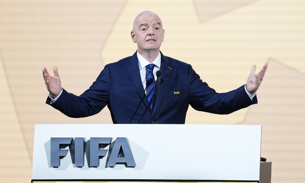 步迈进篮球 步迈进篮球